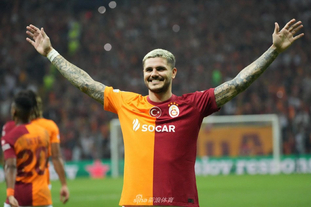 李毅祝福邵佳一：希望大家能多给本土教练一些宽容和时间