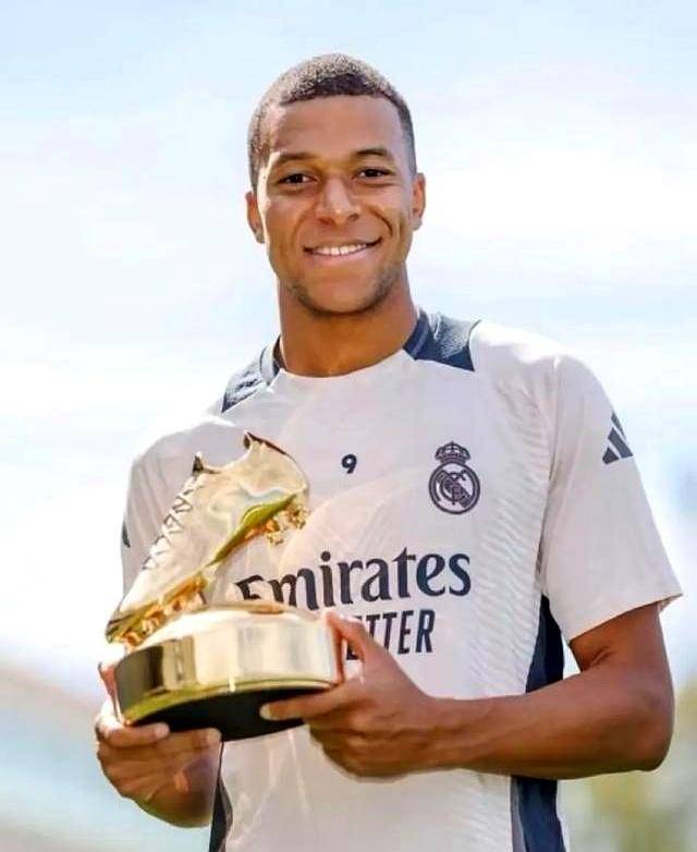 尼克斯队记：麦克布莱德X光检查显示无结构性损伤