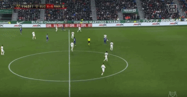 鲁本·阿莫林的曼联体系为何在边翼卫位置频频受阻？危机或将进一步加剧！